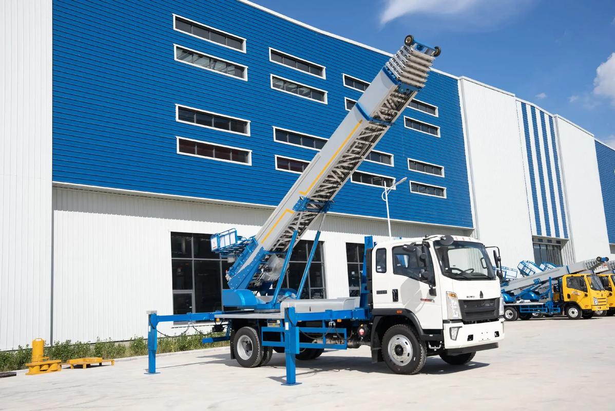 宜城小型云梯车上料车租赁多少钱