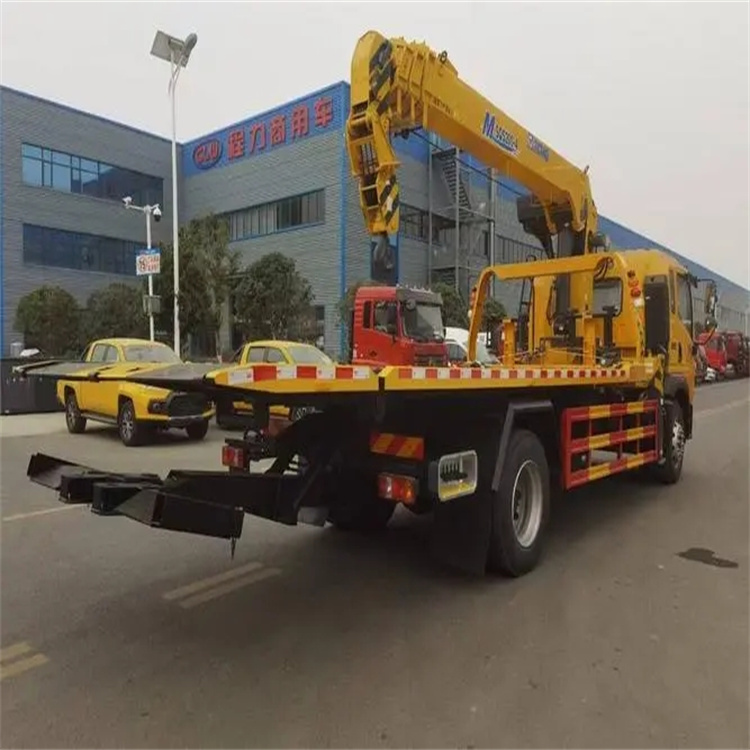 宜城附近小随车吊出租电话，轻松解决搬运烦恼