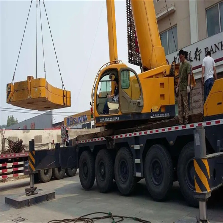 宜城当地吊车出租|机器吊装|75吨|工厂搬迁服务