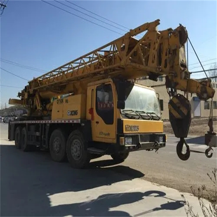 宜城哪里有专业吊车出租